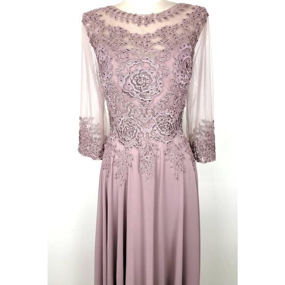 Chicas Missy Maxi Dress Lace Sleeve Gown Women XL Burgundy Formal Elegant NWT - Picture 16 of 16